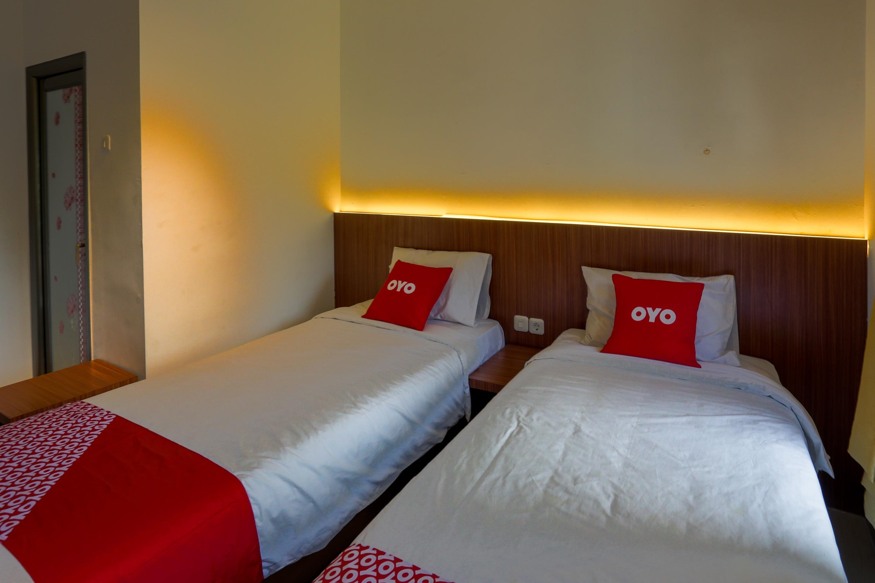 Super Oyo 3109 Point Inn Джакарта Екстер'єр фото